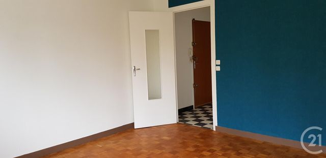 Appartement T2 à louer - 2 pièces - 56.0 m2 - BEAUNE - 21 - BOURGOGNE - Century 21 Agence Massot-Nouveau Appartement T2 à louer - 2 pièces - 56.0 m2 - BEAUNE - 21 - BOURGOGNE - Century 21 Agence Massot-Nouveau
