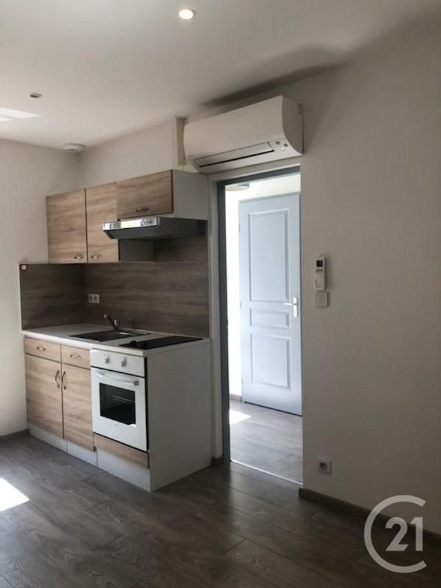 Appartement T2 à louer - 2 pièces - 30.0 m2 - BEAUNE - 21 - BOURGOGNE - Century 21 Agence Massot-Nouveau Appartement T2 à louer - 2 pièces - 30.0 m2 - BEAUNE - 21 - BOURGOGNE - Century 21 Agence Massot-Nouveau