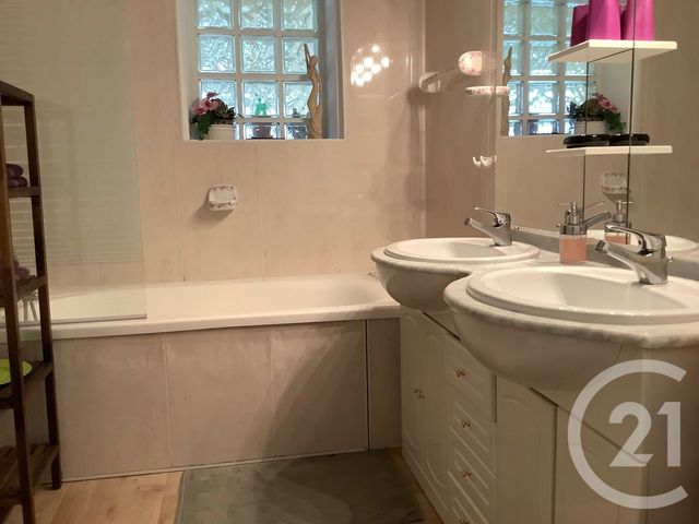 Afficher la photo en grand maison à vendre - 15 pièces - 286.62 m2 - CHIVRES - 21 - BOURGOGNE - Century 21 Agence Massot-Nouveau