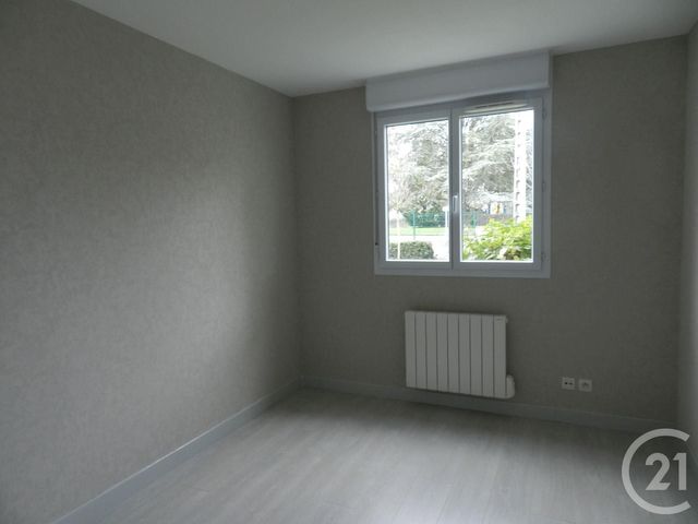 Afficher la photo en grand Appartement F2 à louer - 2 pièces - 48.0 m2 - BEAUNE - 21 - BOURGOGNE - Century 21 Agence Massot-Nouveau