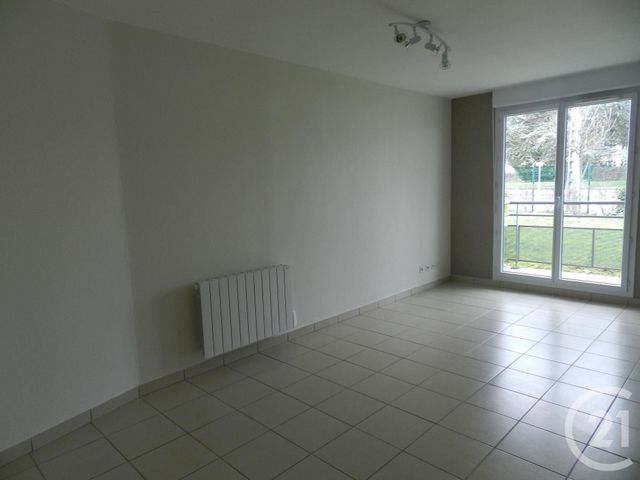 Afficher la photo en grand Appartement F2 à louer - 2 pièces - 48.0 m2 - BEAUNE - 21 - BOURGOGNE - Century 21 Agence Massot-Nouveau