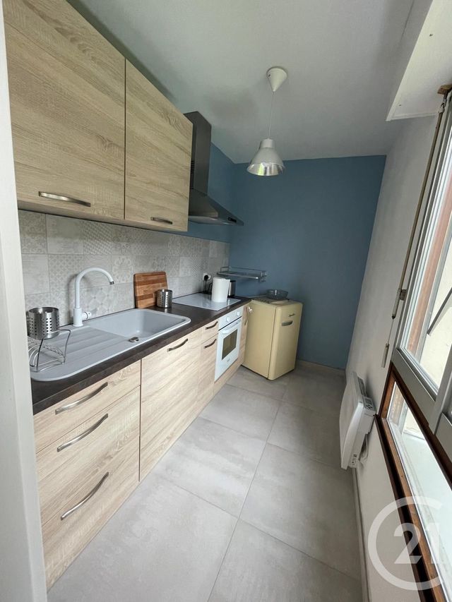Afficher la photo en grand Appartement à louer - 2 pièces - 30.59 m2 - BEAUNE - 21 - BOURGOGNE - Century 21 Agence Massot-Nouveau