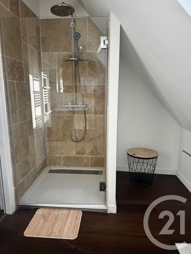 Appartement Duplex à vendre - 3 pièces - 53.0 m2 - BEAUNE - 21 - BOURGOGNE - Century 21 Agence Massot-Nouveau