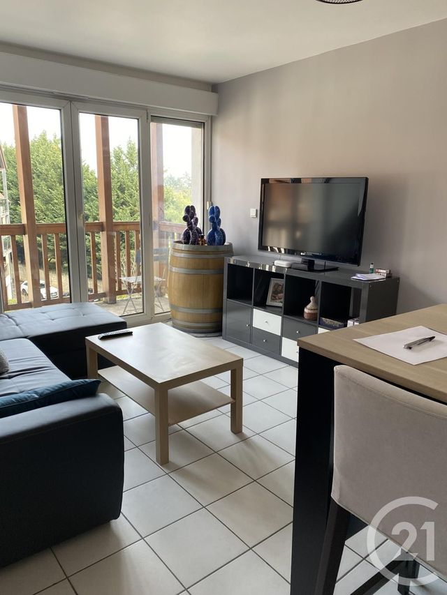 Appartement T3 à louer - 2 pièces - 42.0 m2 - BEAUNE - 21 - BOURGOGNE - Century 21 Agence Massot-Nouveau