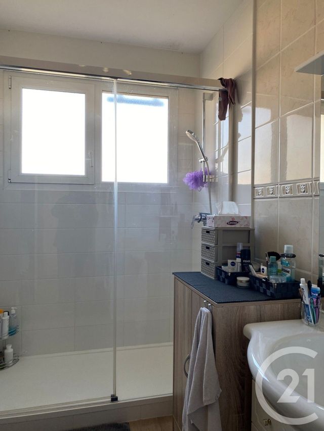 Appartement T3 à vendre - 4 pièces - 71.19 m2 - BEAUNE - 21 - BOURGOGNE - Century 21 Agence Massot-Nouveau