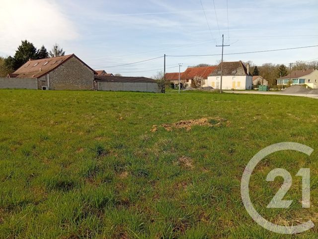 Afficher la photo en grand terrain à vendre - 951.0 m2 - ST GERVAIS EN VALLIERE - 71 - BOURGOGNE - Century 21 Agence Massot-Nouveau