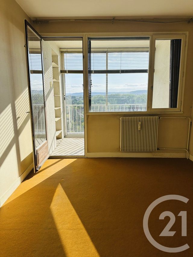 Appartement F4 à vendre - 3 pièces - 76.0 m2 - BEAUNE - 21 - BOURGOGNE - Century 21 Agence Massot-Nouveau
