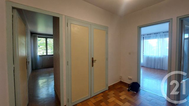 Appartement T3 à vendre - 3 pièces - 69.6 m2 - BEAUNE - 21 - BOURGOGNE - Century 21 Agence Massot-Nouveau