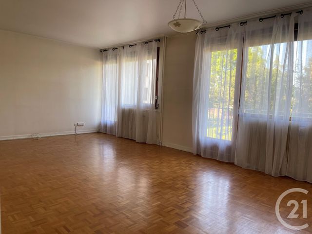 Appartement T3 à vendre - 5 pièces - 63.88 m2 - BEAUNE - 21 - BOURGOGNE - Century 21 Agence Massot-Nouveau