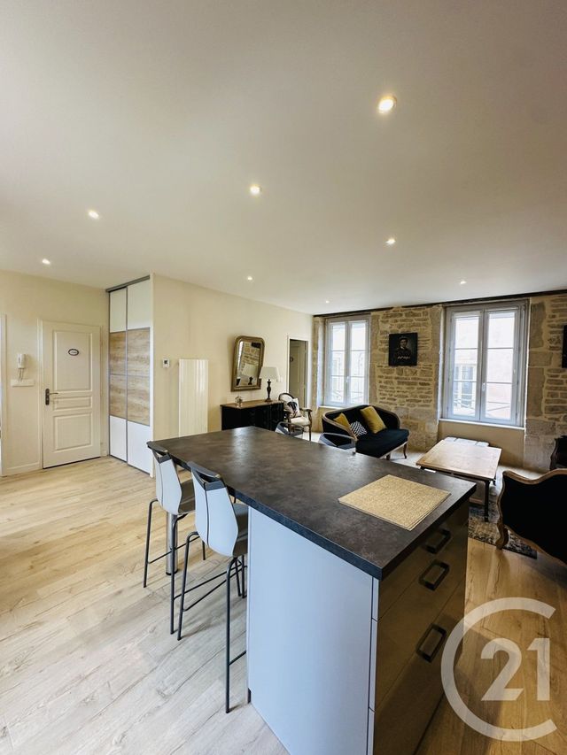 Afficher la photo en grand Appartement F3 à vendre - 3 pièces - 66.01 m2 - BEAUNE - 21 - BOURGOGNE - Century 21 Agence Massot-Nouveau