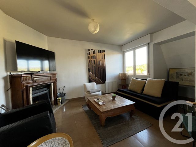 Appartement T4 à louer - 4 pièces - 132.0 m2 - BEAUNE - 21 - BOURGOGNE - Century 21 Agence Massot-Nouveau