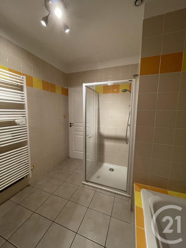 Appartement F4 à louer - 4 pièces - 78.5 m2 - MEURSAULT - 21 - BOURGOGNE - Century 21 Agence Massot-Nouveau