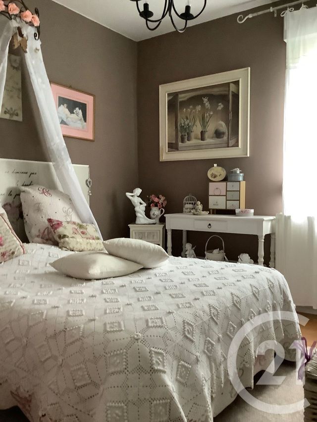 Appartement T3 à vendre - 3 pièces - 66.33 m2 - BEAUNE - 21 - BOURGOGNE - Century 21 Agence Massot-Nouveau