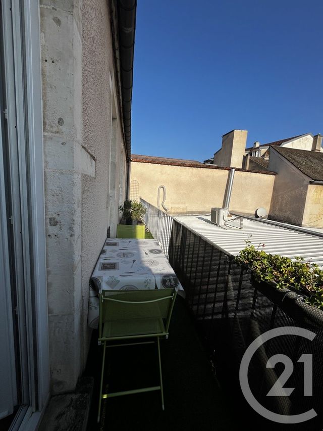 Appartement à louer - 3 pièces - 79.0 m2 - BEAUNE - 21 - BOURGOGNE - Century 21 Agence Massot-Nouveau