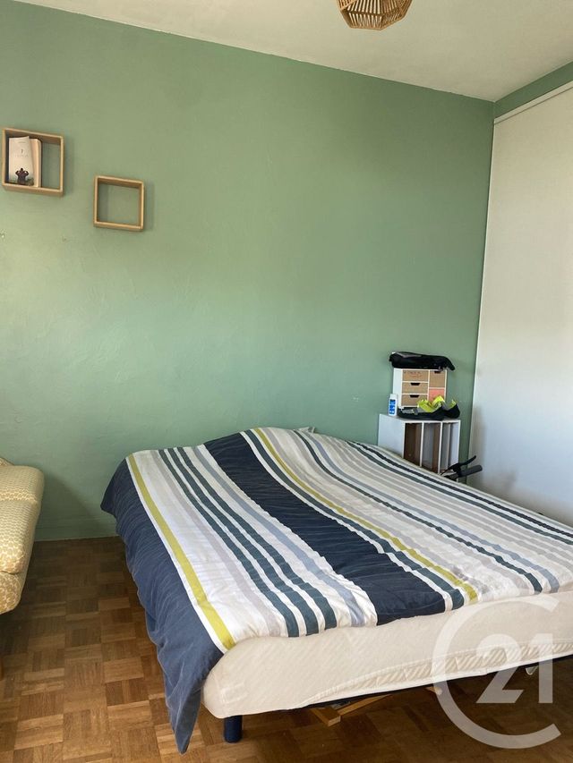 Appartement T5 à vendre - 5 pièces - 92.0 m2 - BEAUNE - 21 - BOURGOGNE - Century 21 Agence Massot-Nouveau