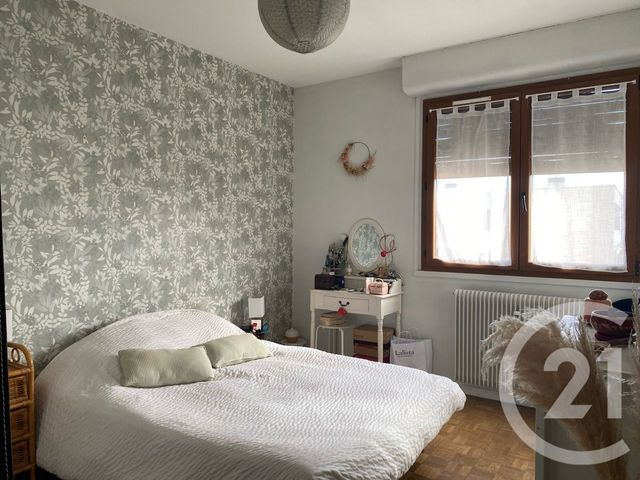 Appartement T5 à vendre - 5 pièces - 92.0 m2 - BEAUNE - 21 - BOURGOGNE - Century 21 Agence Massot-Nouveau