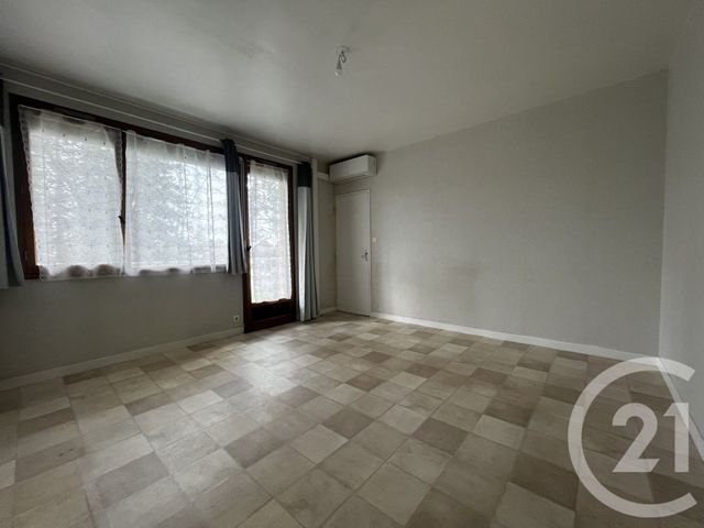 Appartement à vendre - 3 pièces - 63.0 m2 - BEAUNE - 21 - BOURGOGNE - Century 21 Agence Massot-Nouveau