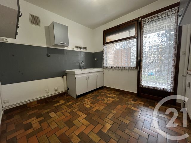 Appartement à vendre - 3 pièces - 63.0 m2 - BEAUNE - 21 - BOURGOGNE - Century 21 Agence Massot-Nouveau