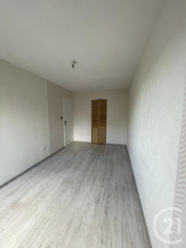 Appartement F3 à louer - 3 pièces - 79.13 m2 - BEAUNE - 21 - BOURGOGNE - Century 21 Agence Massot-Nouveau