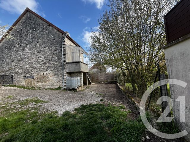 maison à louer - 3 pièces - 68.16 m2 - LA ROCHEPOT - 21 - BOURGOGNE - Century 21 Agence Massot-Nouveau