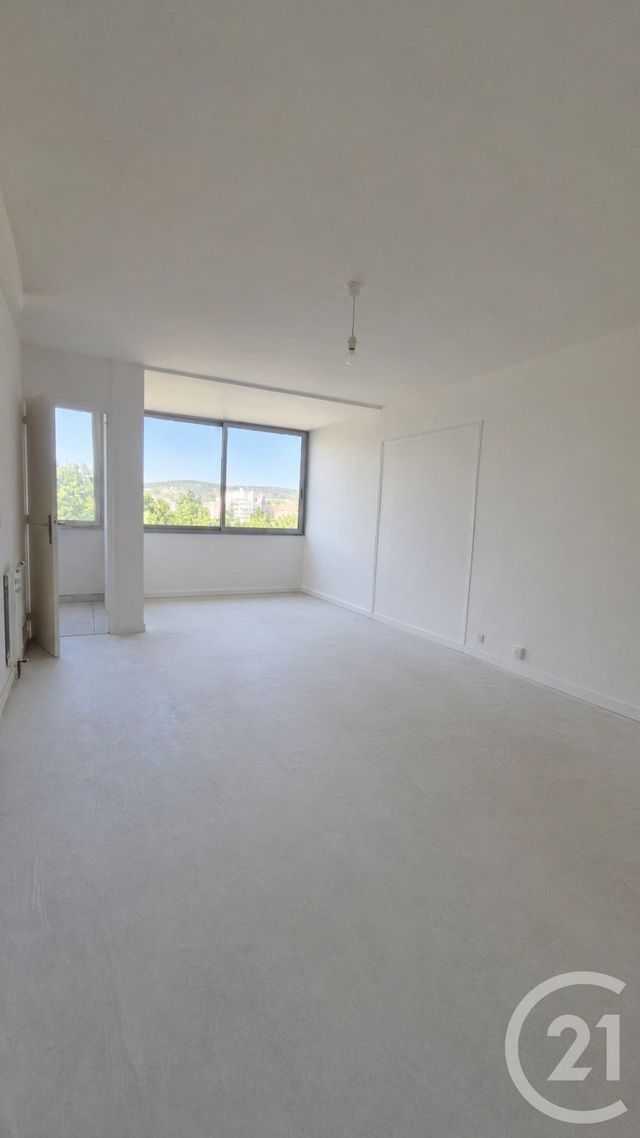 Appartement F4 à vendre - 4 pièces - 87.88 m2 - BEAUNE - 21 - BOURGOGNE - Century 21 Agence Massot-Nouveau