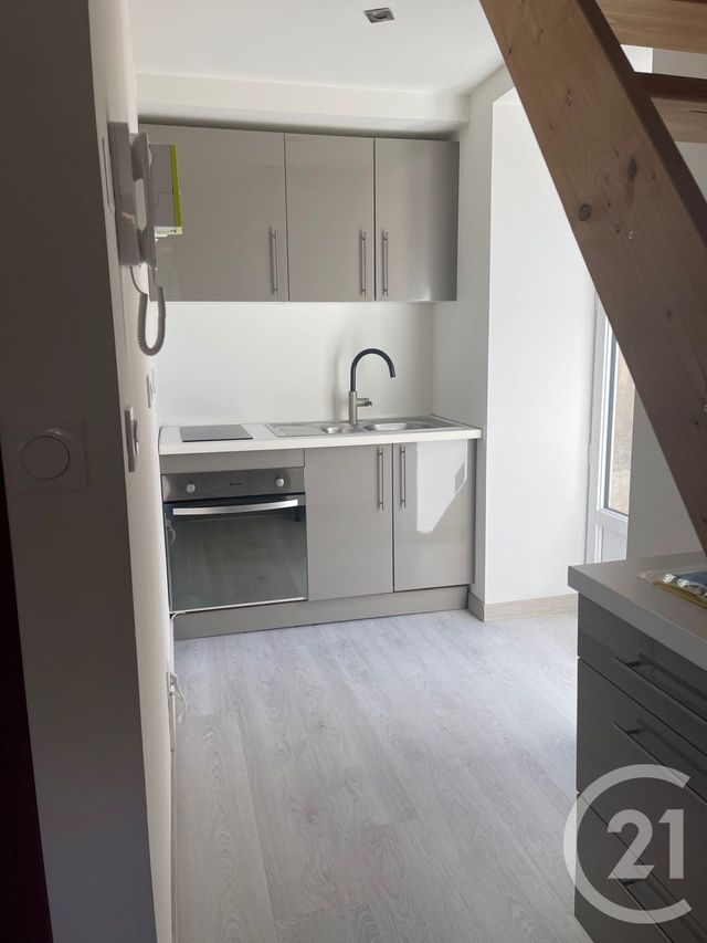 Appartement Studio à vendre - 1 pièce - 31.5 m2 - BEAUNE - 21 - BOURGOGNE - Century 21 Agence Massot-Nouveau