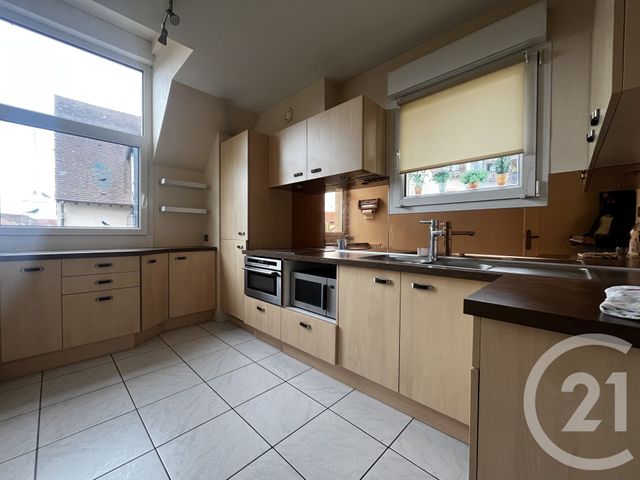 Appartement à louer - 3 pièces - 73.0 m2 - BEAUNE - 21 - BOURGOGNE - Century 21 Agence Massot-Nouveau