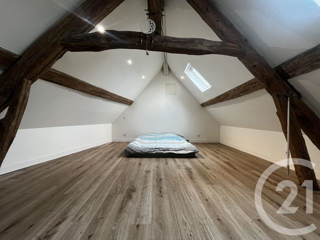 Appartement à louer - 2 pièces - 80.0 m2 - BEAUNE - 21 - BOURGOGNE - Century 21 Agence Massot-Nouveau