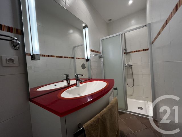Appartement à louer - 3 pièces - 65.41 m2 - BLIGNY LES BEAUNE - 21 - BOURGOGNE - Century 21 Agence Massot-Nouveau
