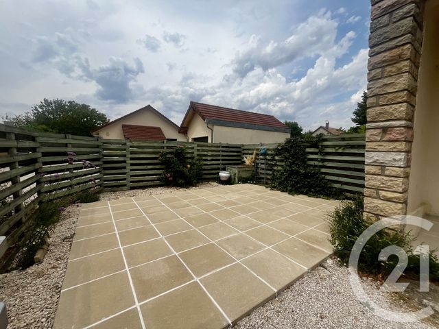 Appartement T3 à louer - 4 pièces - 80.0 m2 - BEAUNE - 21 - BOURGOGNE - Century 21 Agence Massot-Nouveau