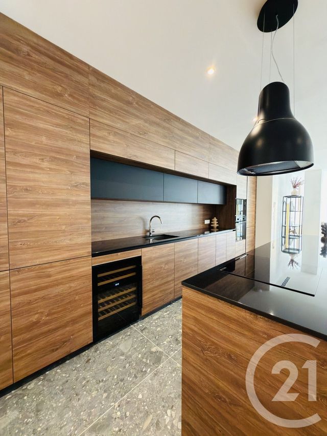 Appartement F4 à vendre - 4 pièces - 158.0 m2 - BEAUNE - 21 - BOURGOGNE - Century 21 Agence Massot-Nouveau