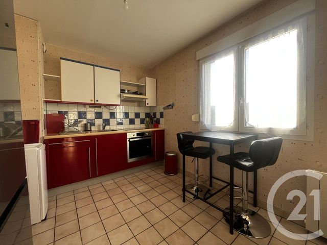 Appartement à louer - 4 pièces - 78.8 m2 - BEAUNE - 21 - BOURGOGNE - Century 21 Agence Massot-Nouveau