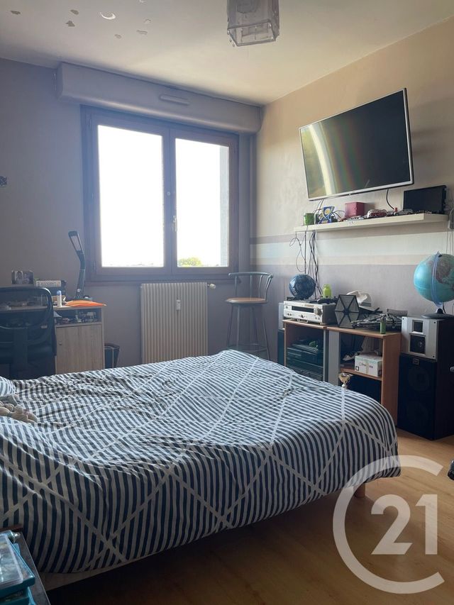 Appartement T3 à vendre - 4 pièces - 64.15 m2 - BEAUNE - 21 - BOURGOGNE - Century 21 Agence Massot-Nouveau
