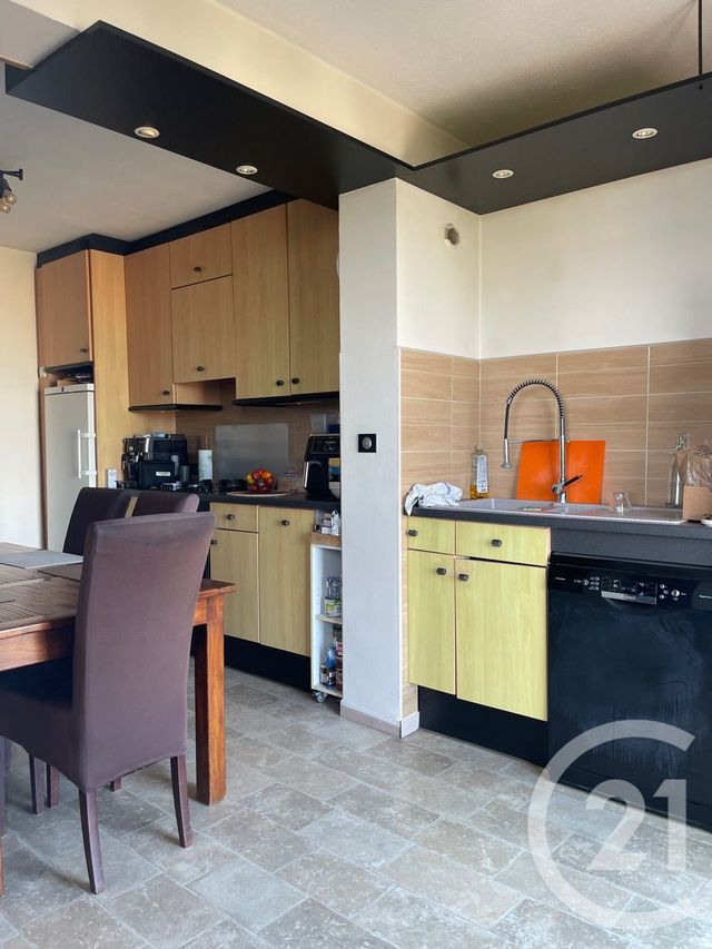 Appartement T3 à vendre - 4 pièces - 64.15 m2 - BEAUNE - 21 - BOURGOGNE - Century 21 Agence Massot-Nouveau