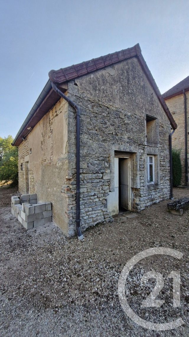 maison à vendre - 4 pièces - 119.67 m2 - ST SERNIN DU PLAIN - 71 - BOURGOGNE - Century 21 Agence Massot-Nouveau