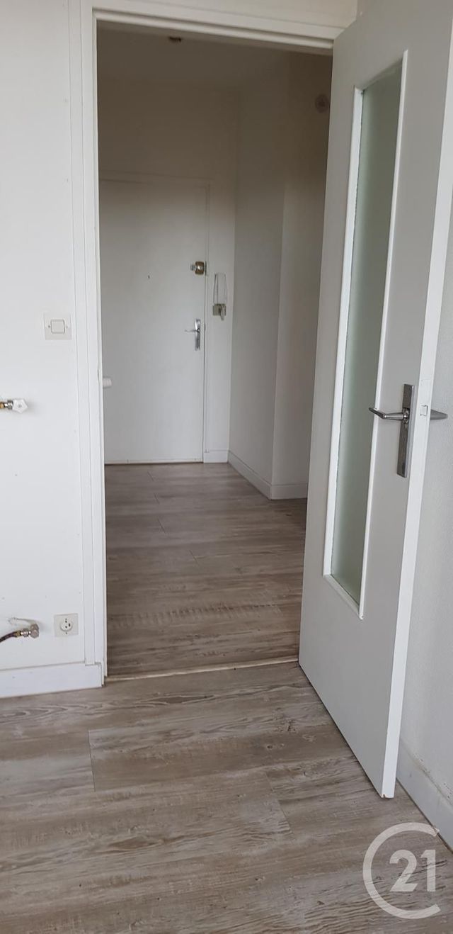 Appartement T2 à louer - 2 pièces - 46.8 m2 - BEAUNE - 21 - BOURGOGNE - Century 21 Agence Massot-Nouveau